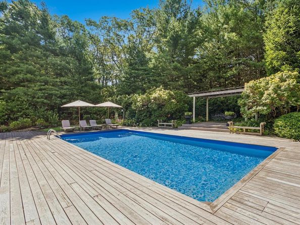530 Hands Creek Road, East Hampton NY 11937