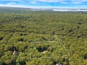 530 Hands Creek Road, East Hampton NY 11937