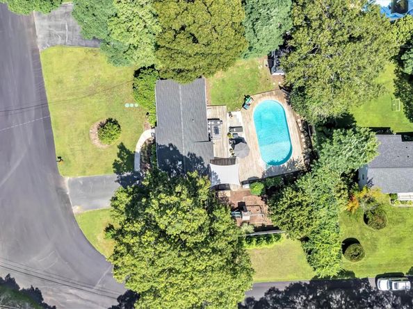 21 Holzman Drive, Hampton Bays NY 11946