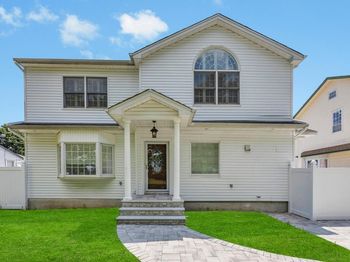 32 Cornell Avenue