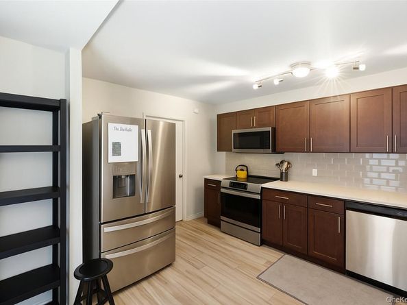 3312 Barker Avenue, Bronx NY 10467