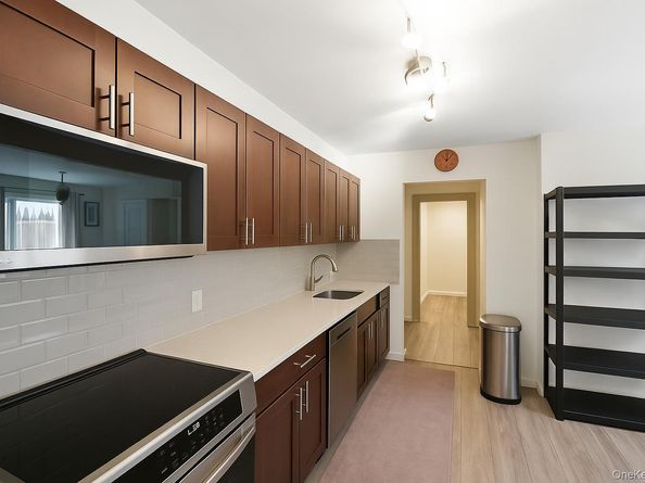 3312 Barker Avenue, Bronx NY 10467