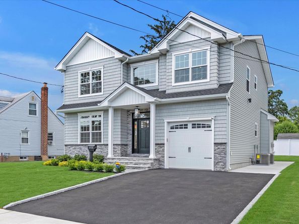 688 Alton Road, West Hempstead NY 11552
