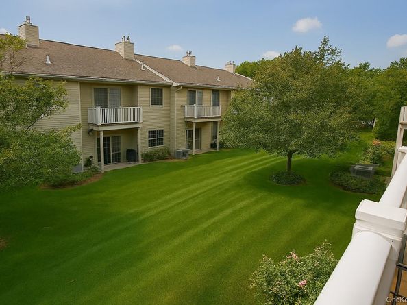 1160 Savoy Drive, Melville NY 11747