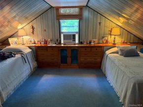 1 Hillside Lane, Huntington NY 11743