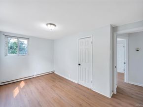 10 Saint Andrews Drive, Brentwood NY 11717