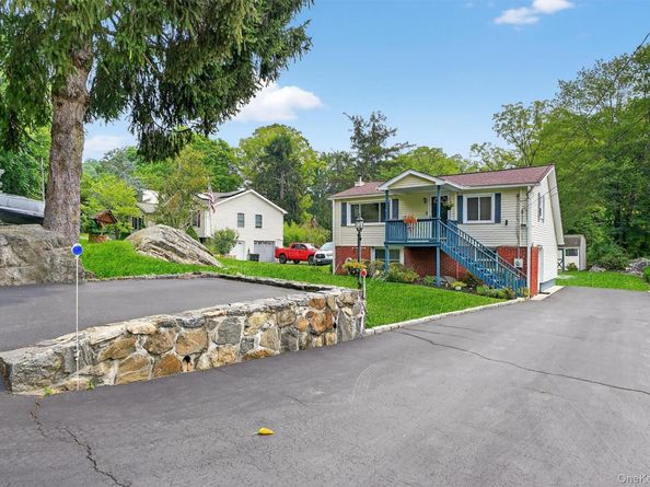 112 Woodale Avenue, Peekskill NY 10566