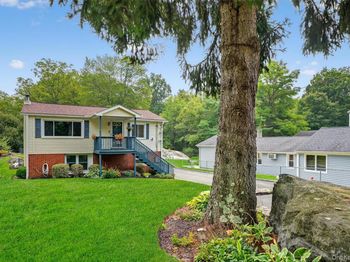 112 Woodale Avenue