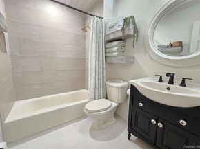 82 Chelsea Drive, Mount Sinai NY 11766