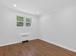 14 Elwin Place, East Northport NY 11731