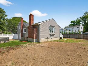 14 Elwin Place, East Northport NY 11731