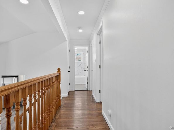 14 Elwin Place, East Northport NY 11731