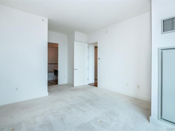 175 Huguenot Street PH 701, New Rochelle NY 10801