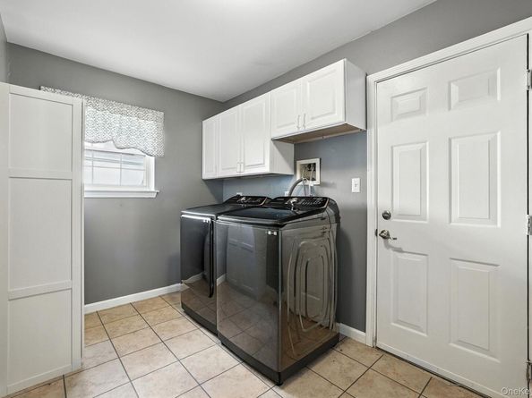 3085 High Ridge Road, Yorktown Heights NY 10598