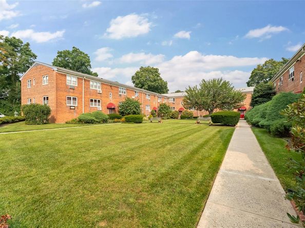 189 Drake Avenue 2A, New Rochelle NY 10805