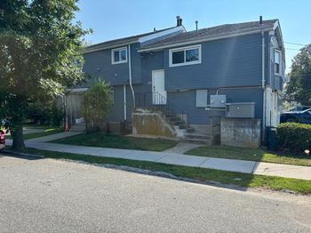 601 Jarvis Avenue