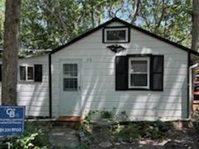41 Woodcliff Trail, Baiting Hollow NY 11933