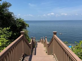 41 Woodcliff Trail, Baiting Hollow NY 11933