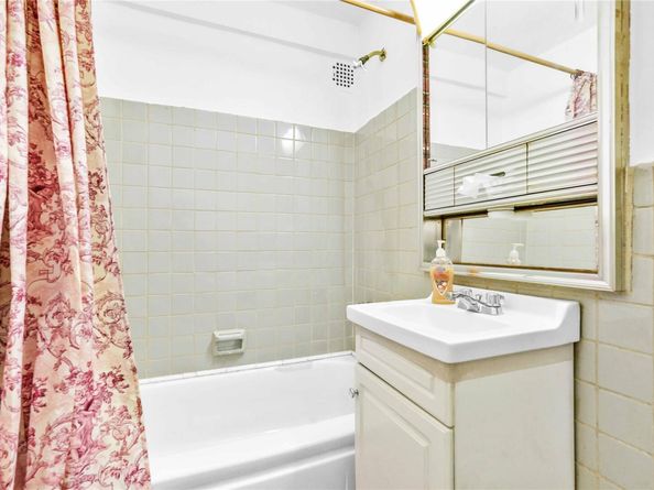 99-30 59th Avenue 6K, Corona NY 11368