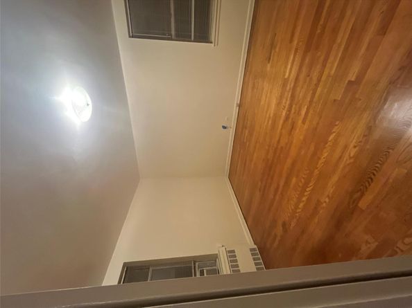 325 E 201 Street 4D, Bronx NY 10458