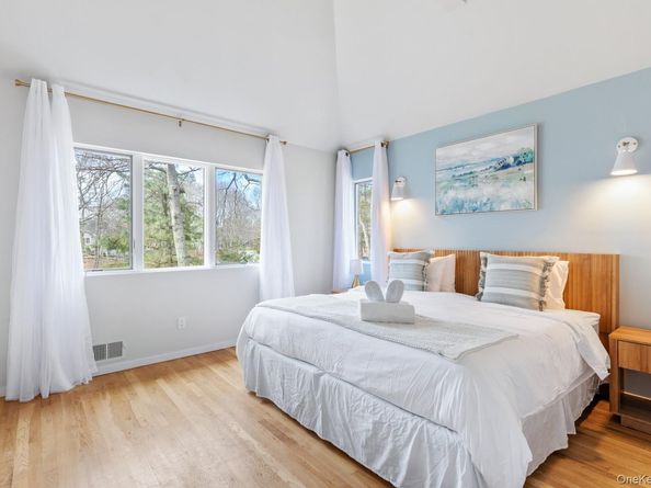 12 Douglas Court, Hampton Bays NY 11946