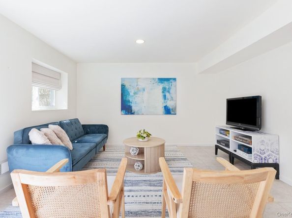 12 Douglas Court, Hampton Bays NY 11946