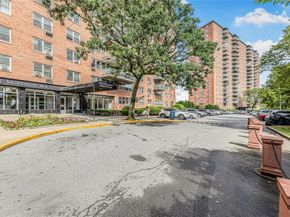 825 Morrison Avenue 19C, Bronx NY 10473
