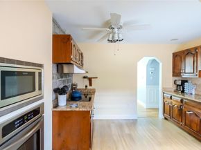 511 Milligan Lane, West Islip NY 11795