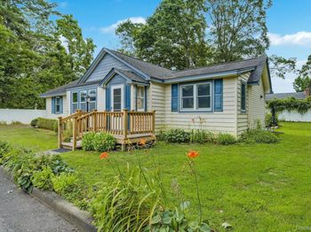 11 Rhoda Avenue