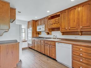11 Rhoda Avenue, Smithtown NY 11787