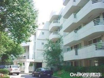 88 Cuttermill Road