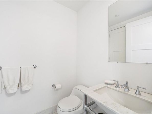 5 Renaissance Square 26B, White Plains NY 10601