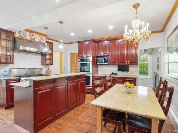 66 Drake Road, Scarsdale NY 10583