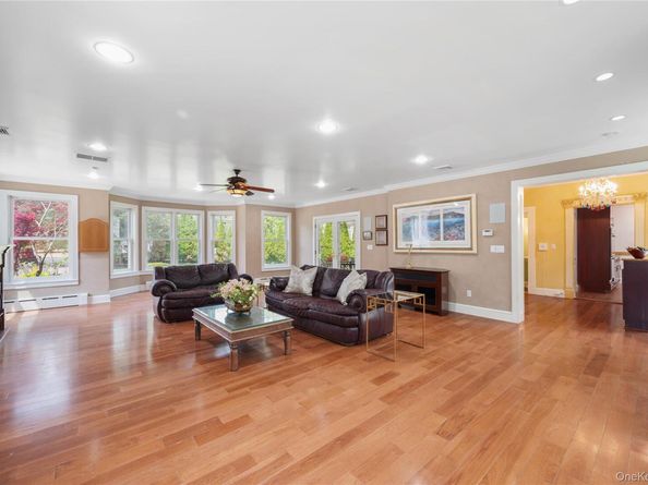 66 Drake Road, Scarsdale NY 10583