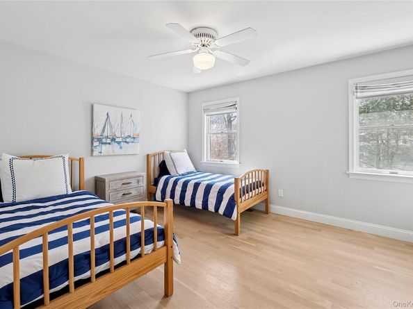 14 Towhee Trail, East Hampton NY 11937