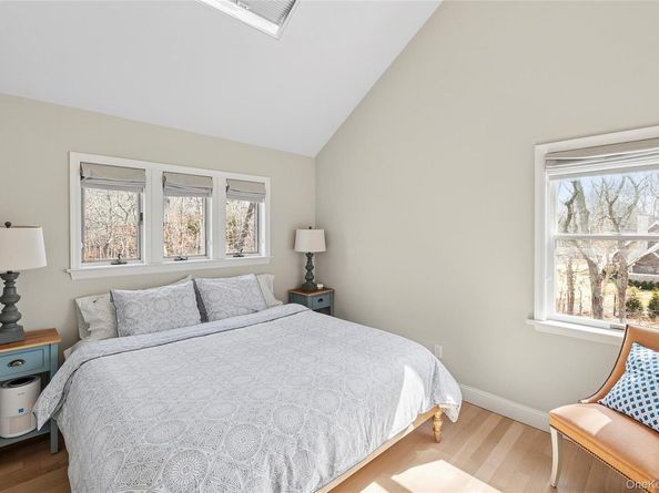 14 Towhee Trail, East Hampton NY 11937