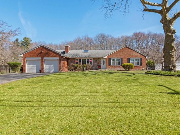 43 Harrison Avenue, Hauppauge NY 11788