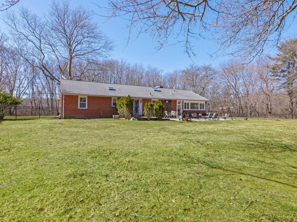43 Harrison Avenue, Hauppauge NY 11788