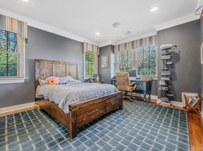 9 Vanderbilt Parkway, Dix Hills NY 11746