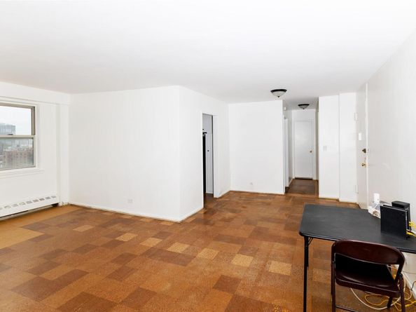 172-70 Highland Avenue 8H, Jamaica Estates NY 11432