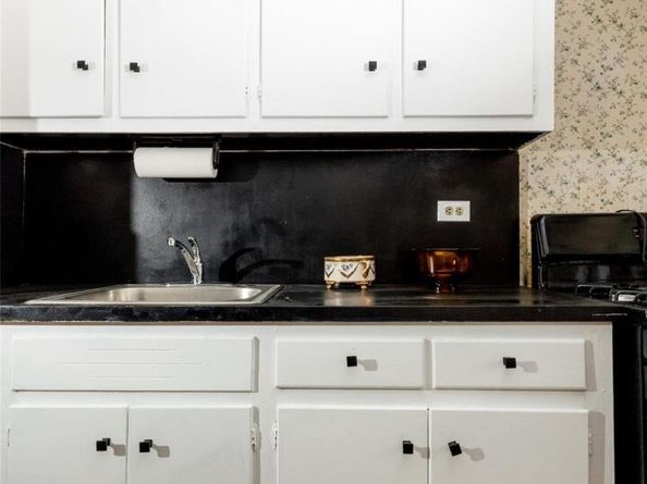 172-70 Highland Avenue 8H, Jamaica Estates NY 11432