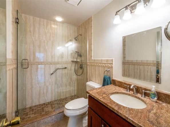 12 Windward Lane 11, Bronx NY 10464