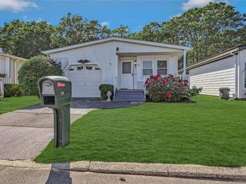 161 Village Circle W