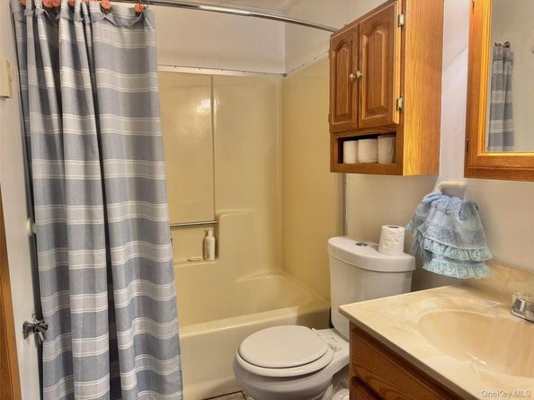 161 Village Circle W 161, Manorville NY 11949