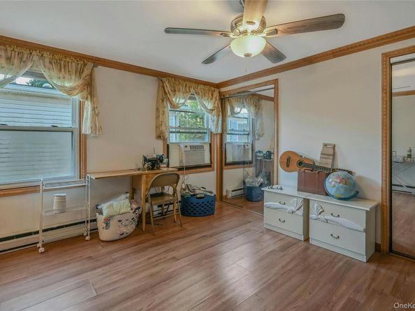 161 Village Circle W 161, Manorville NY 11949