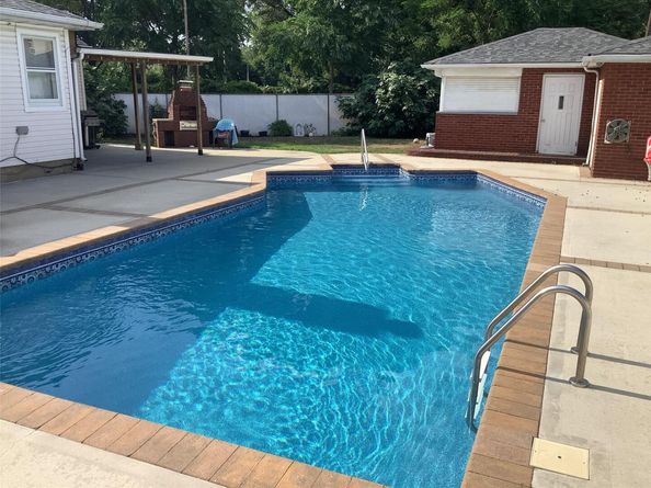 15731 80th Street, Howard Beach NY 11414