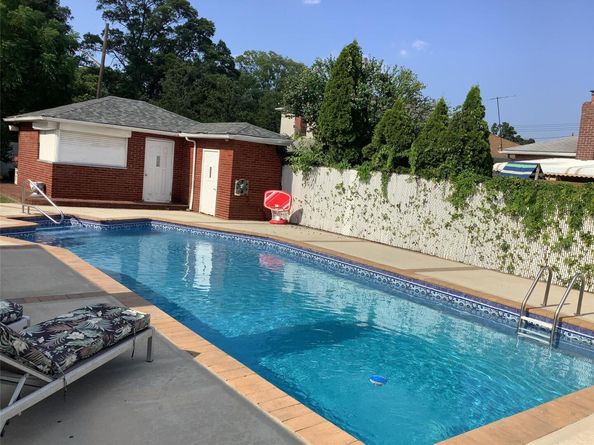 15731 80th Street, Howard Beach NY 11414