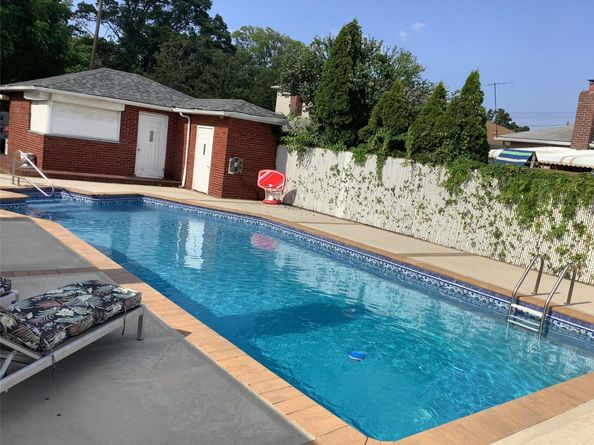 15731 80th Street, Howard Beach NY 11414