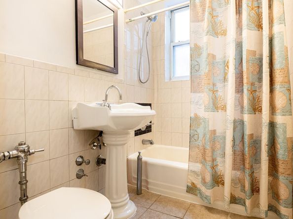 245 Rumsey Road 7O, Yonkers NY 10701