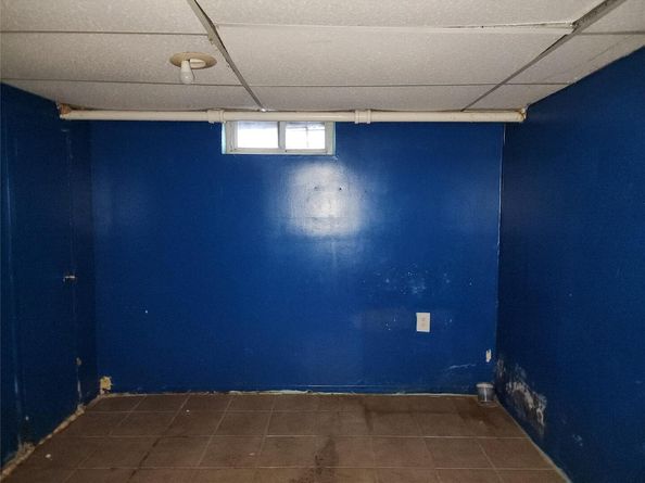 79 Grove Street, Hempstead NY 11550